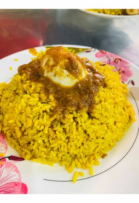 Dim kichuri l Haji Nanna Biriyani